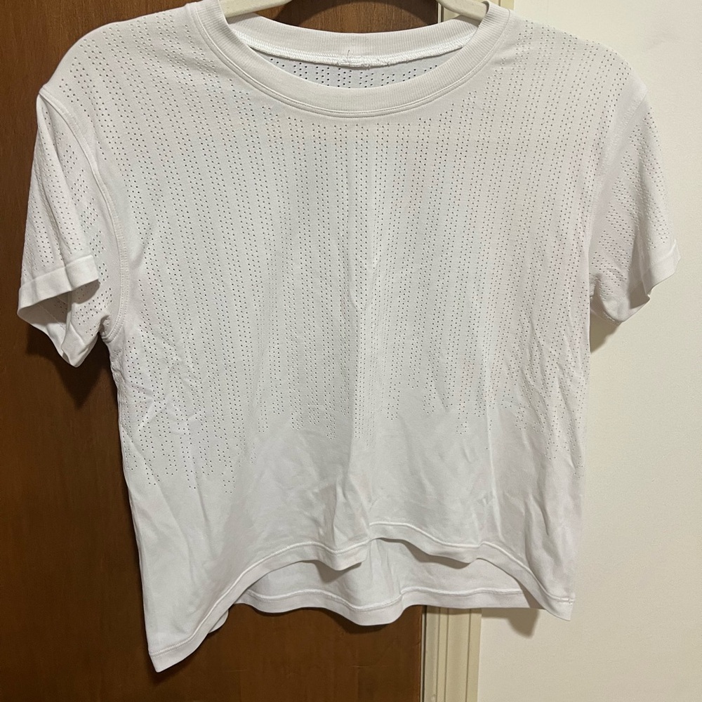 Lululemon size 6 white workout top